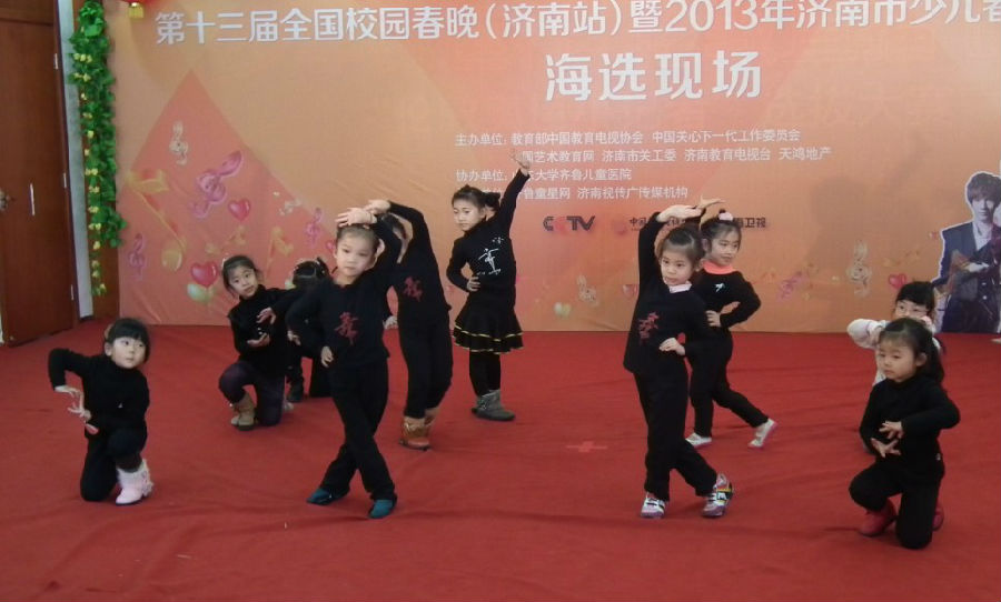 精彩的少儿春晚再次掀起海选小旋风(图12)