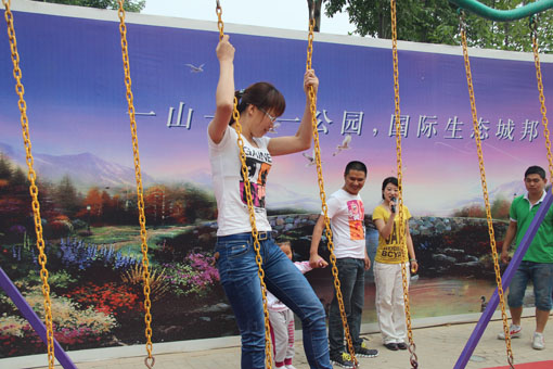 《老爸你最赛》“绿地地产杯”运动宝贝快乐家(图15)