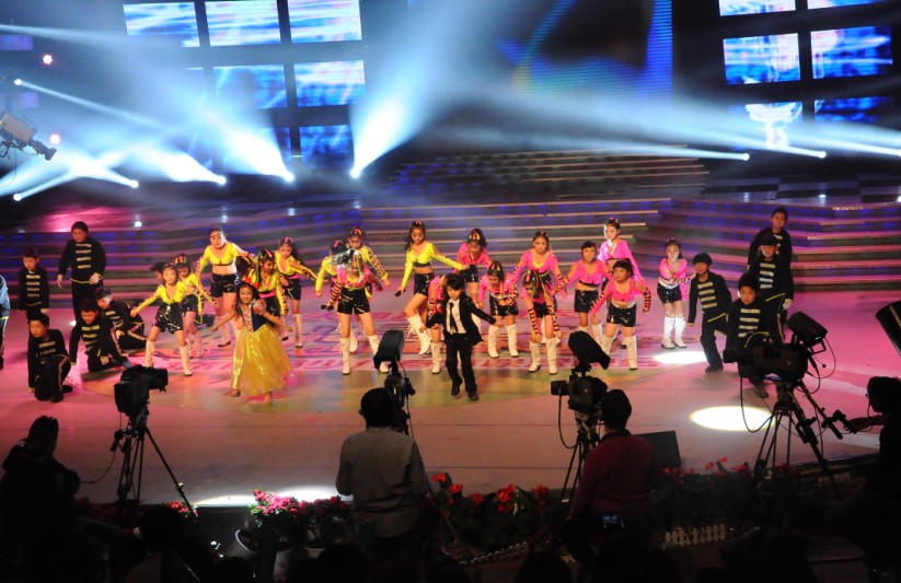 2013“天鸿万象新天杯”济南市少儿春节联欢晚会(图19)