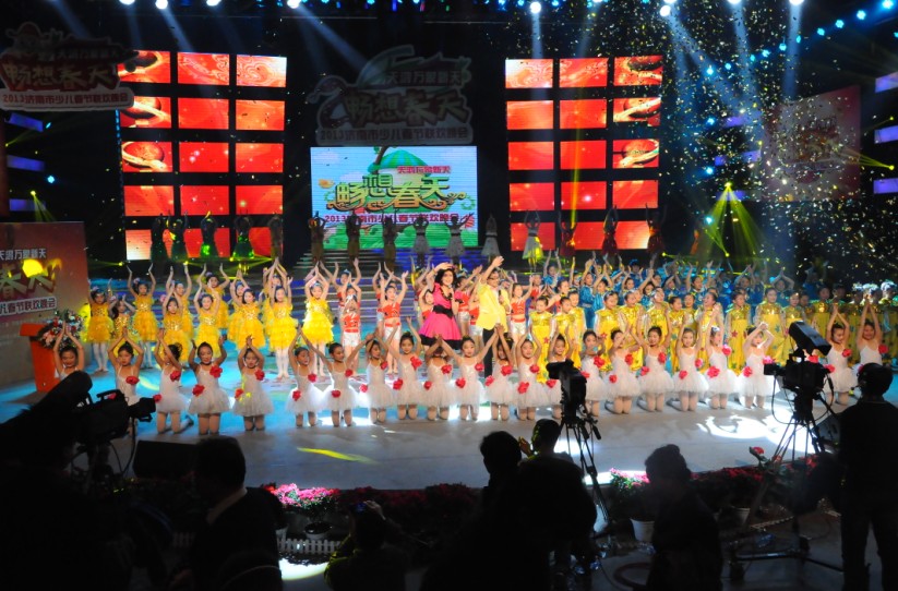2013“天鸿万象新天杯”济南市少儿春节联欢晚会(图23)