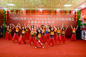 龙腾虎跃闹新春2012山东少儿春晚 华丽转身(图11)