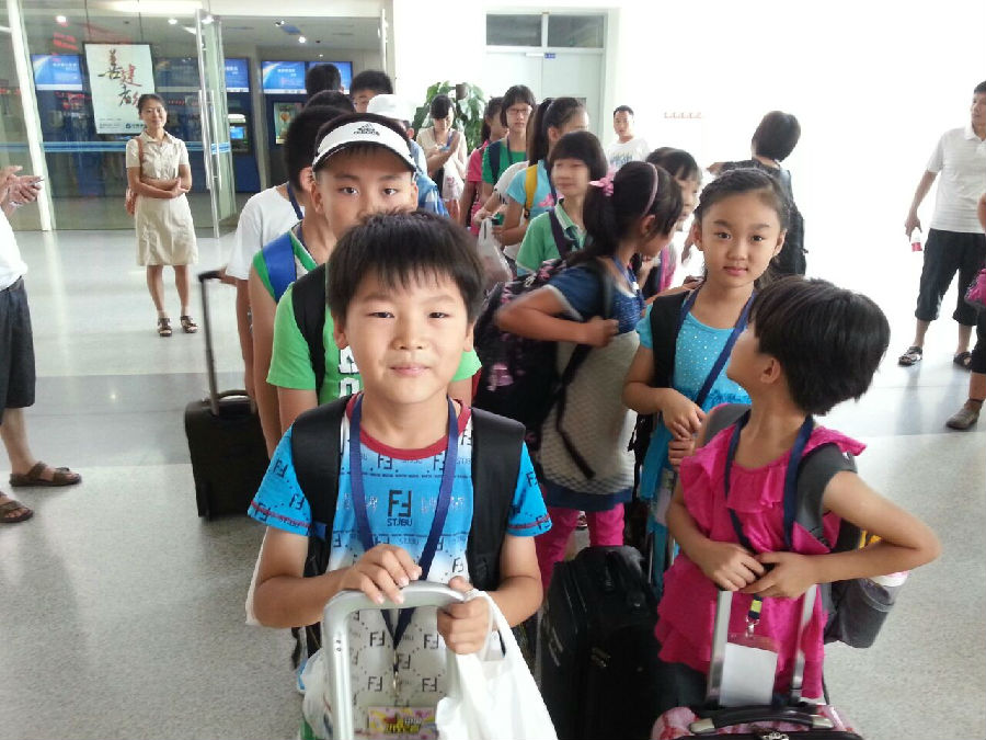 QQ图片20130711112147.jpg 天鸿西班牙小记者20强剑指北京,决战紫禁之巅!(图7)