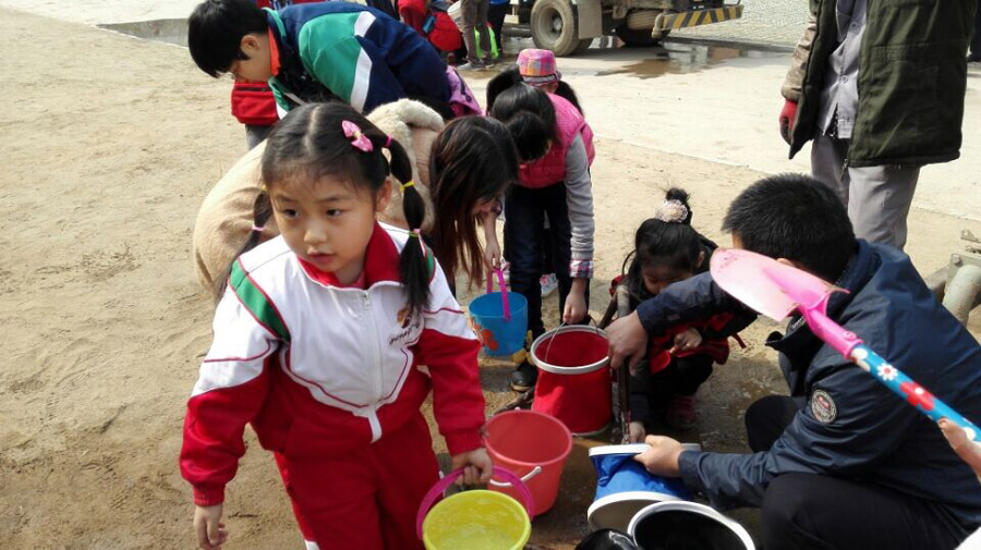 小记者3000人植树,咱《有么说么》柴静,您约吗(图3) 小记者3000人植树,咱《有么说么》柴静,您约吗(图3)