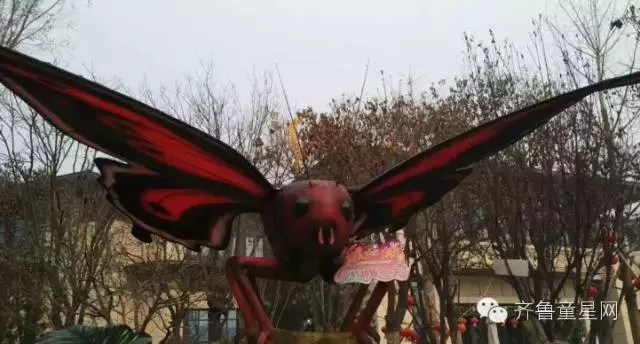 “风靡世界 奇幻雨境”巨型昆虫展(图12)