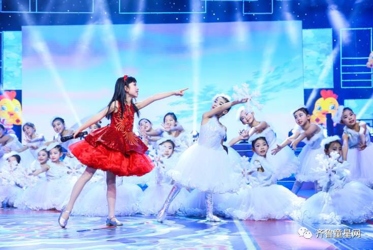 “天鸿万象新天杯”快乐17来小年夜晚会圆满落幕(图24)