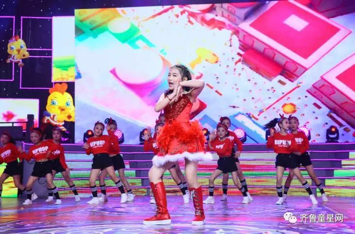 “天鸿万象新天杯”快乐17来小年夜晚会圆满落幕(图25)