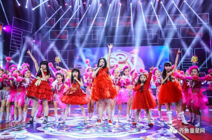 “天鸿万象新天杯”快乐17来小年夜晚会圆满落幕(图27)