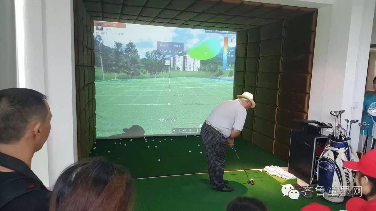 上个周天咋过的？看小记者高尔夫球场大炫球技(图4)