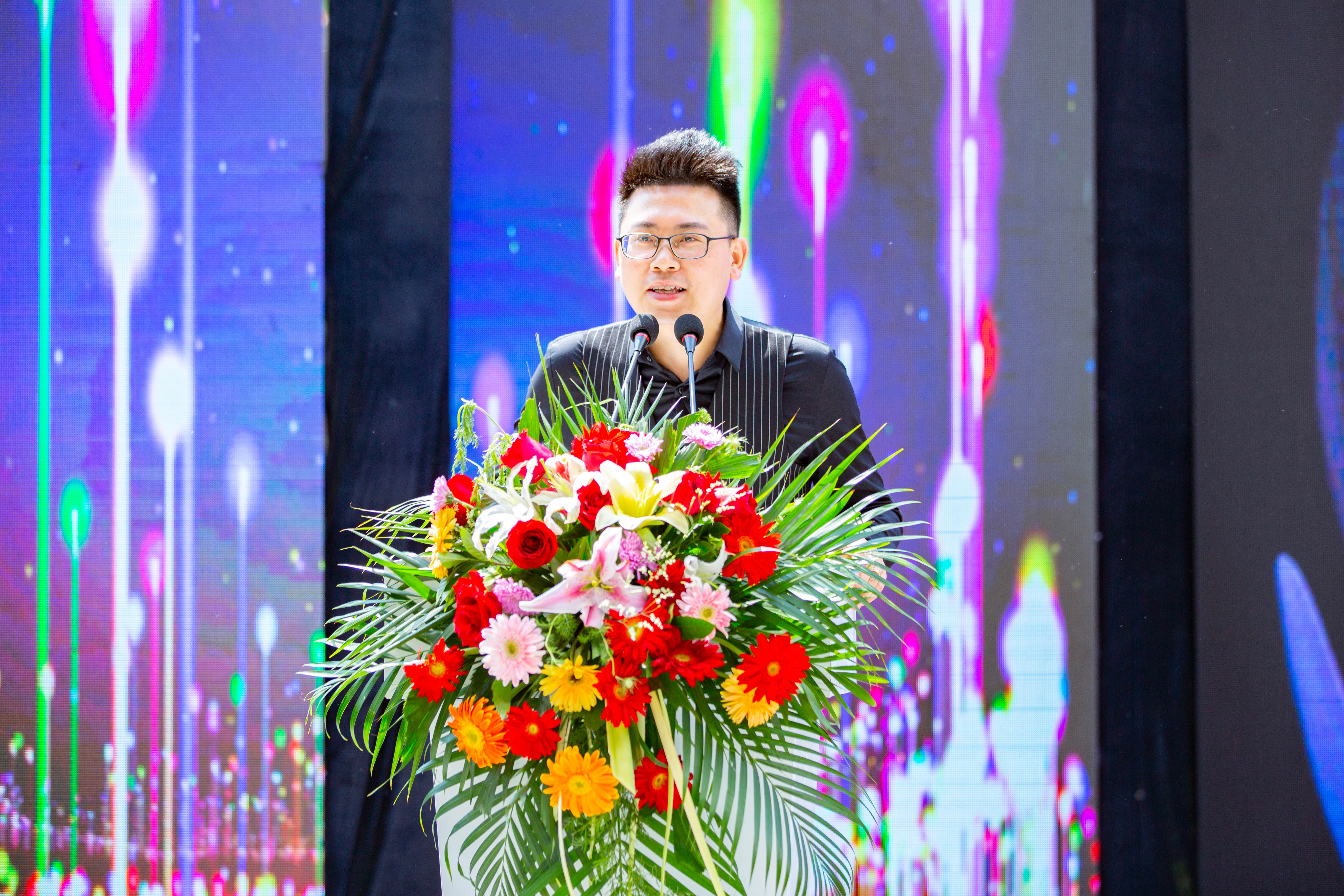 亚洲少儿艺术人才国际大奖赛震撼启幕(图3) 亚洲少儿艺术人才国际大奖赛震撼启幕(图3)