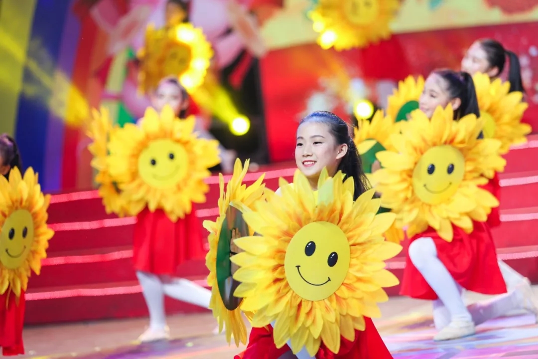 “天鸿公园大道杯”《非你莫鼠》2020济南市少儿(图11) “天鸿公园大道杯”《非你莫鼠》2020济南市少儿(图11)